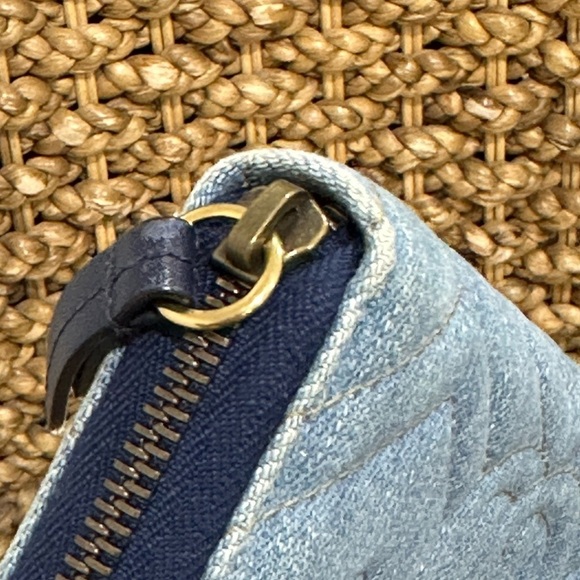 Gucci Marmont Light Distressed Denim Zip Around Wallet - Picture 6 of 11